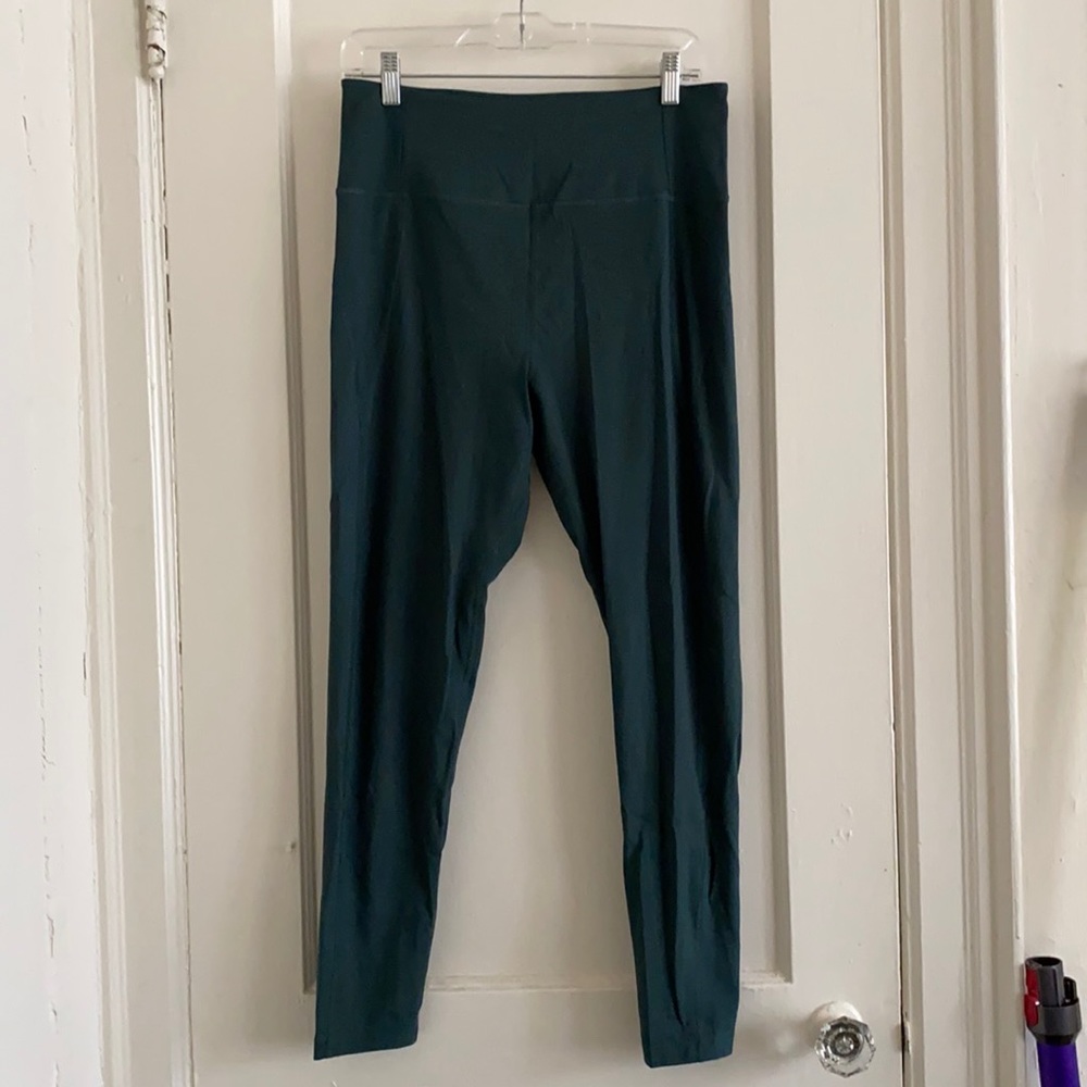 Moss girlfriend collective XL leggings